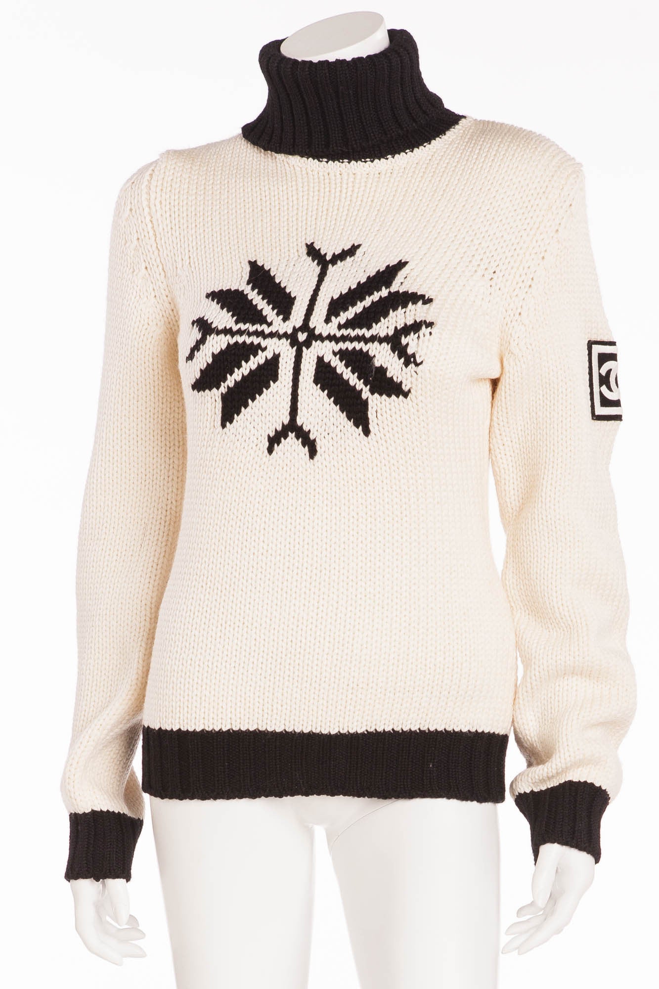 トップス CHANEL WOOL KNIT SWEATER - S Chanel - Knitted White & Black Sweater - FR 40 – LUXHAVE