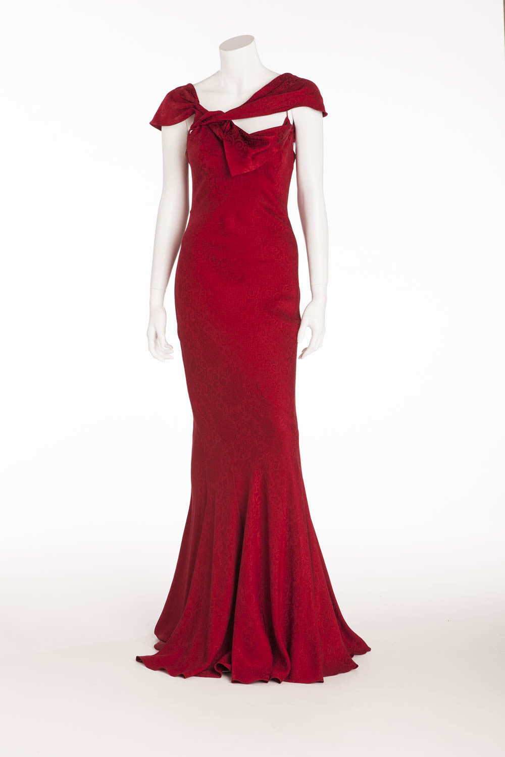 john galliano red dress a john galliano spring summer 2008 red silk chiffon bias cut gown with fishtail ruffle hem available via direct message. #johngalliano #gallianogown #gallianodress #gallianoarchive